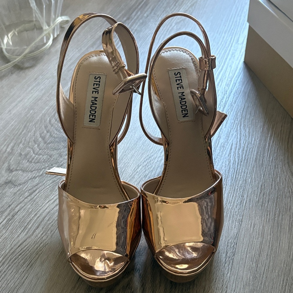 Steve Madden Metallic Rose Women's Heels
